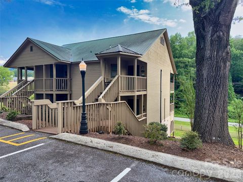 Photo of 160 Whitney Boulevard #3, Lake Lure, NC 28746 (MLS # 4398144)