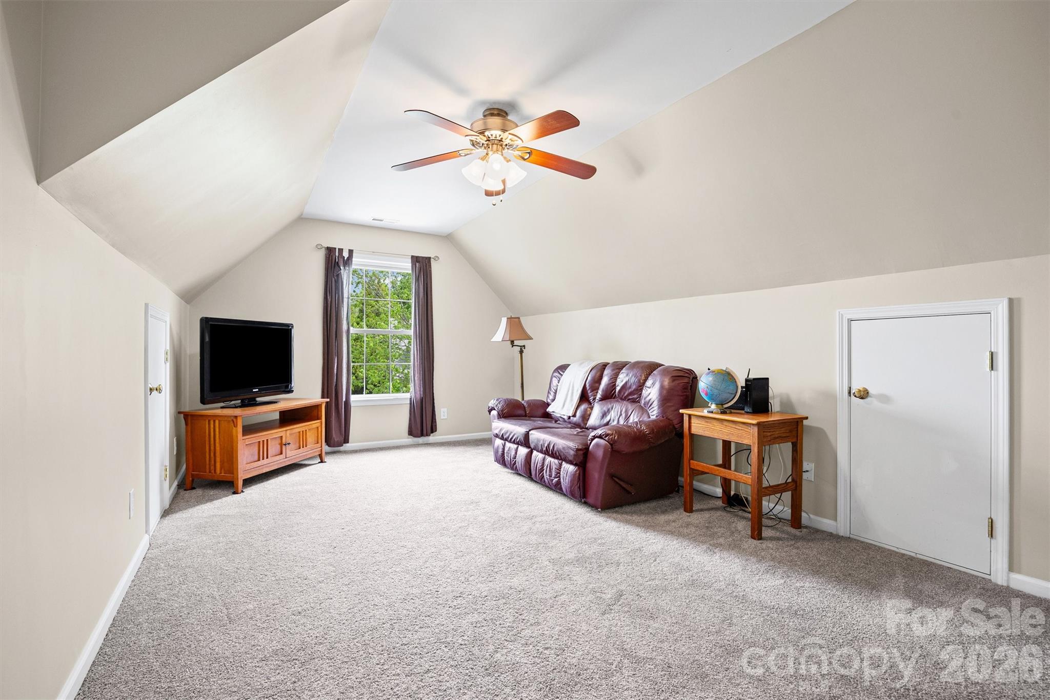 Autumn Cove At Lake Wylie - Residential