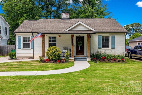 Photo of 2448 Morton Street, Charlotte, NC 28208 (MLS # 4394147)