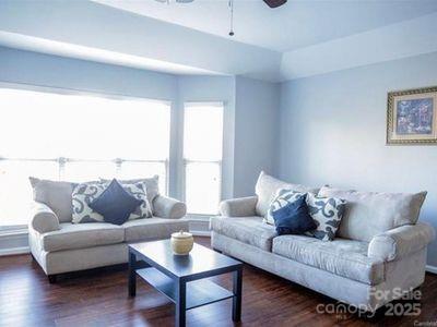 529 N Graham Street 3G