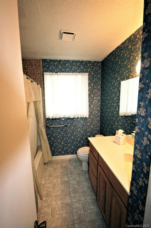 Tega Cay - Residential