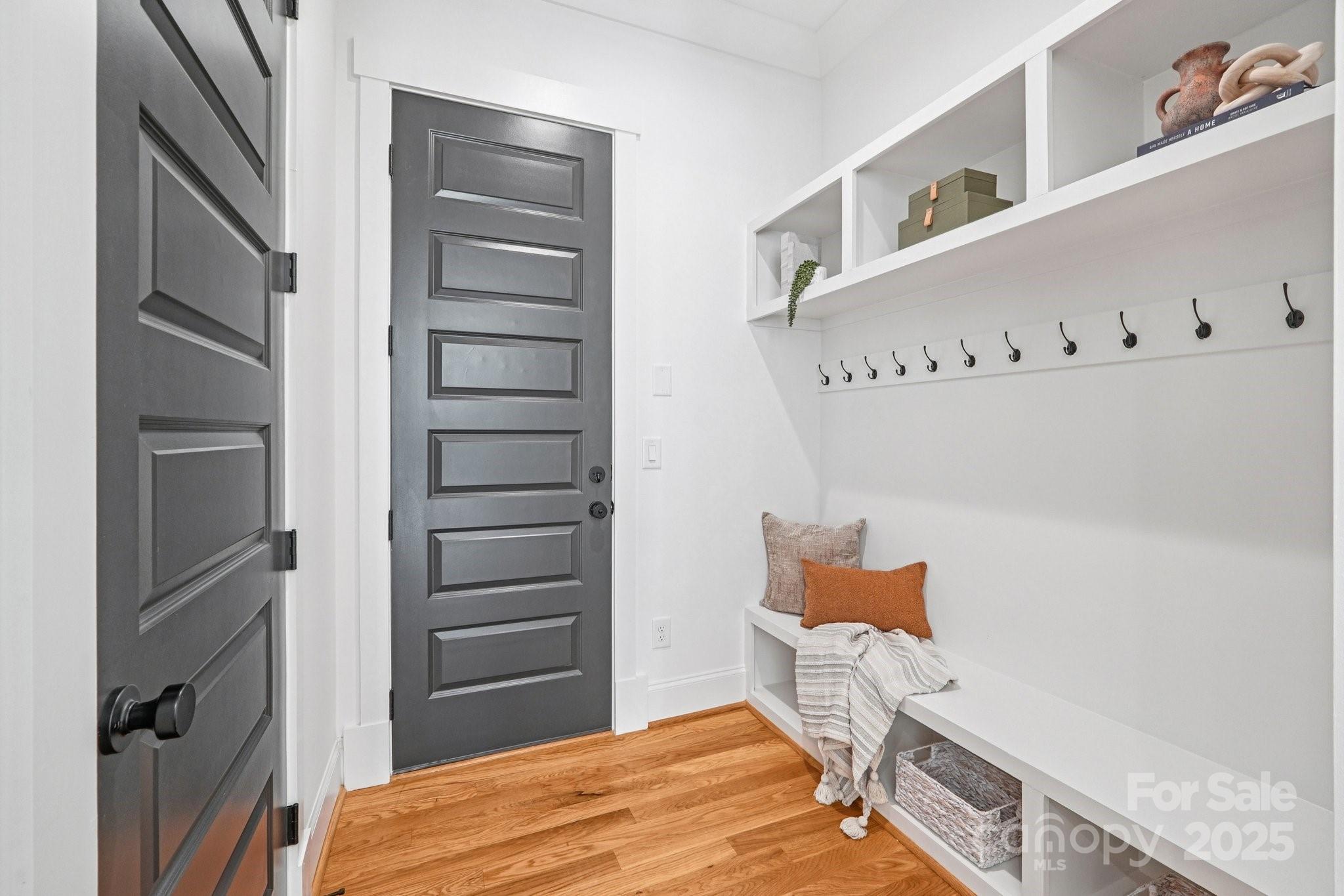 Lansdowne - Residential