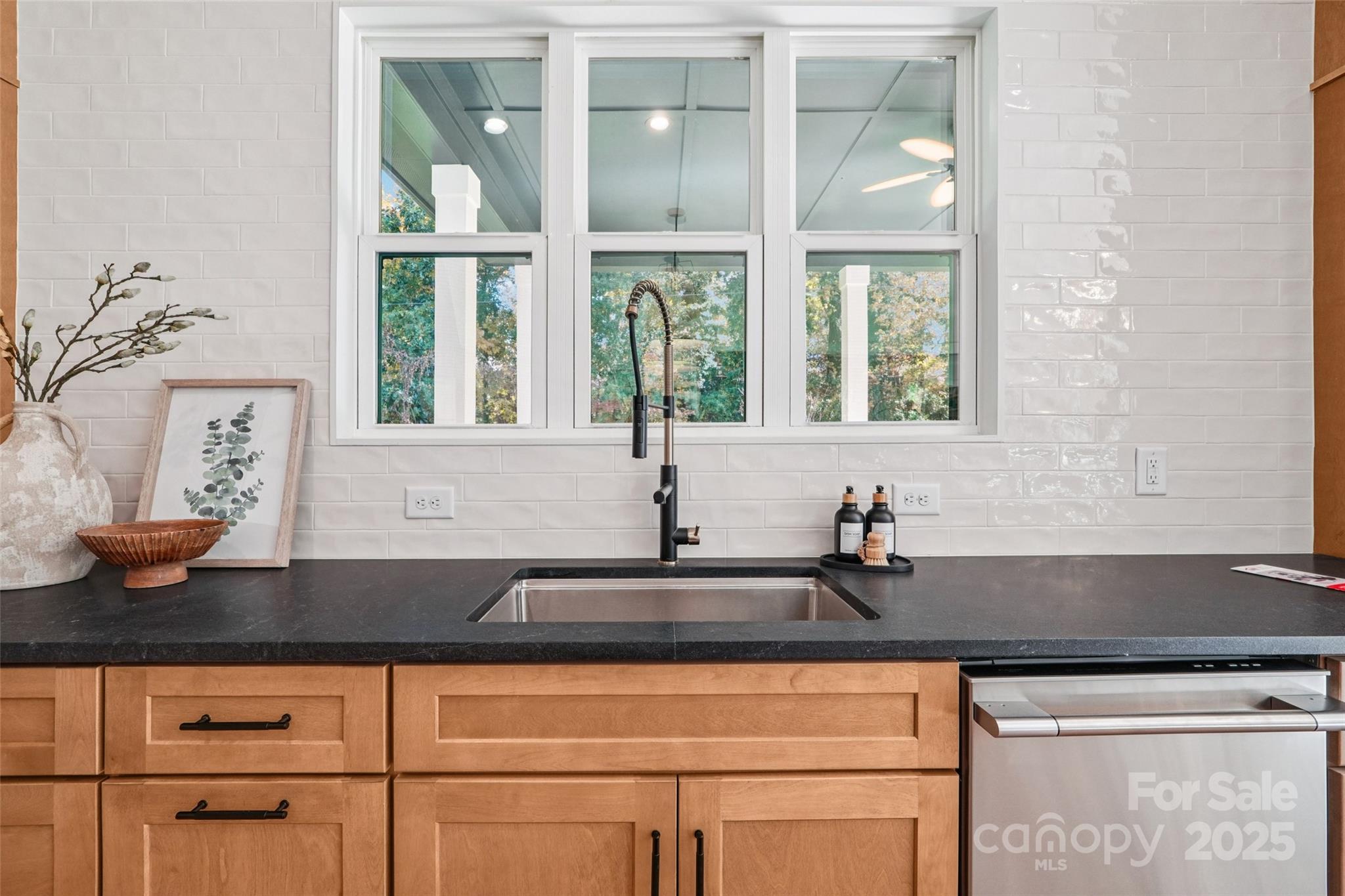 Lansdowne - Residential