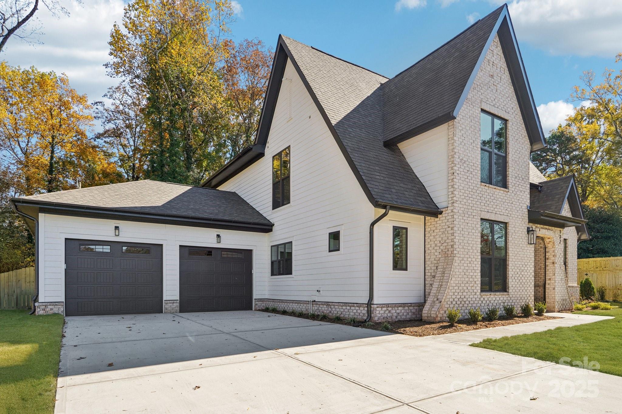 Lansdowne - Residential