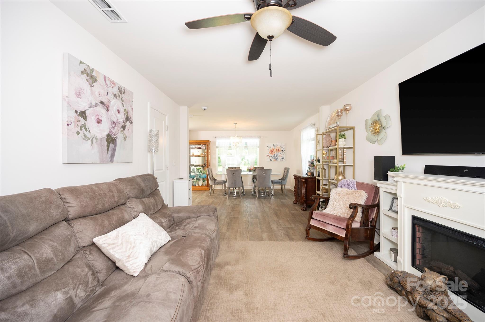 284 Lily's Place