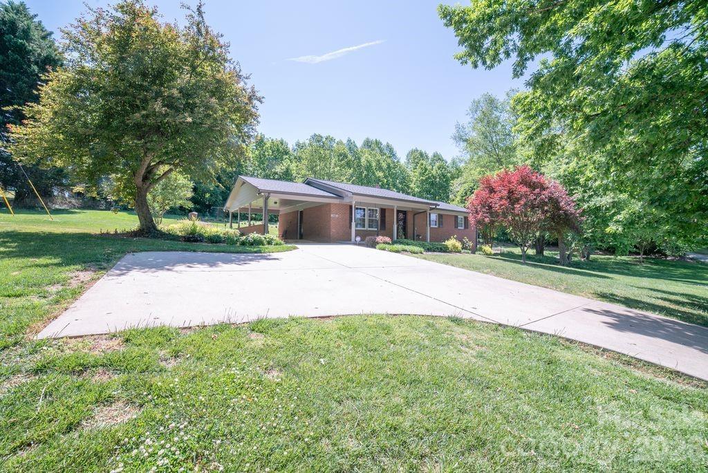 1802 Hopewell Road