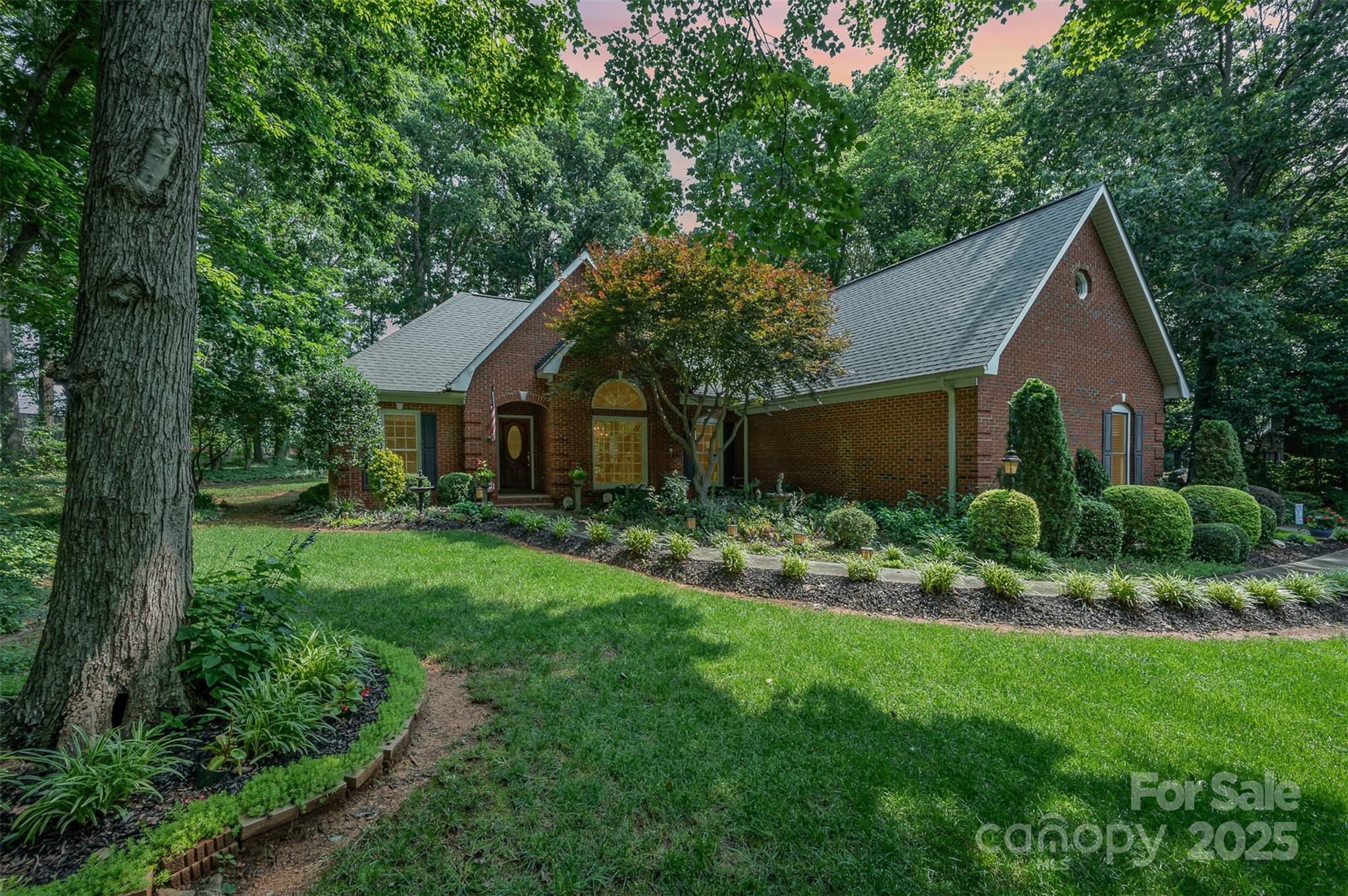 5208 Black Oak Lane