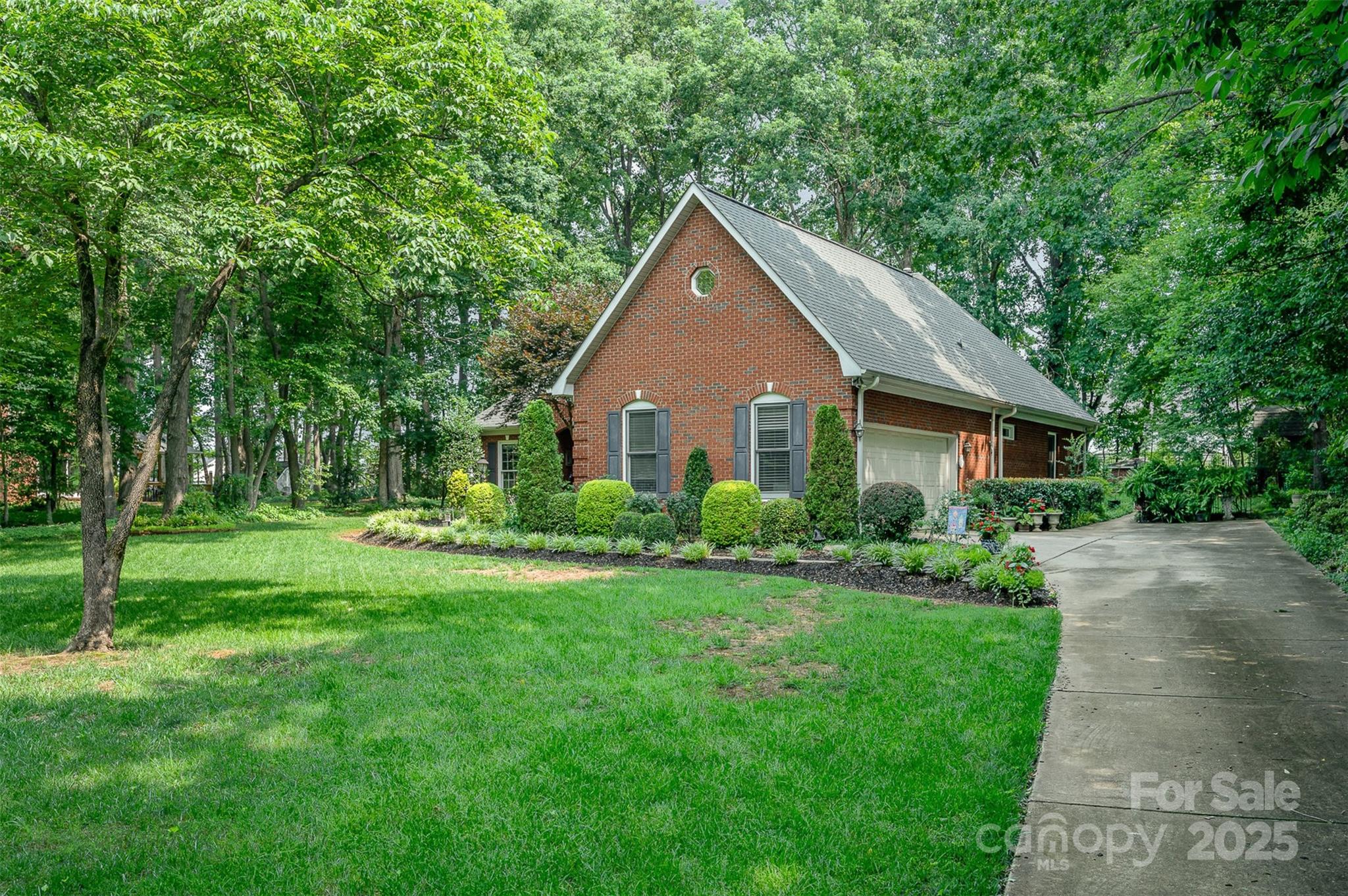 5208 Black Oak Lane