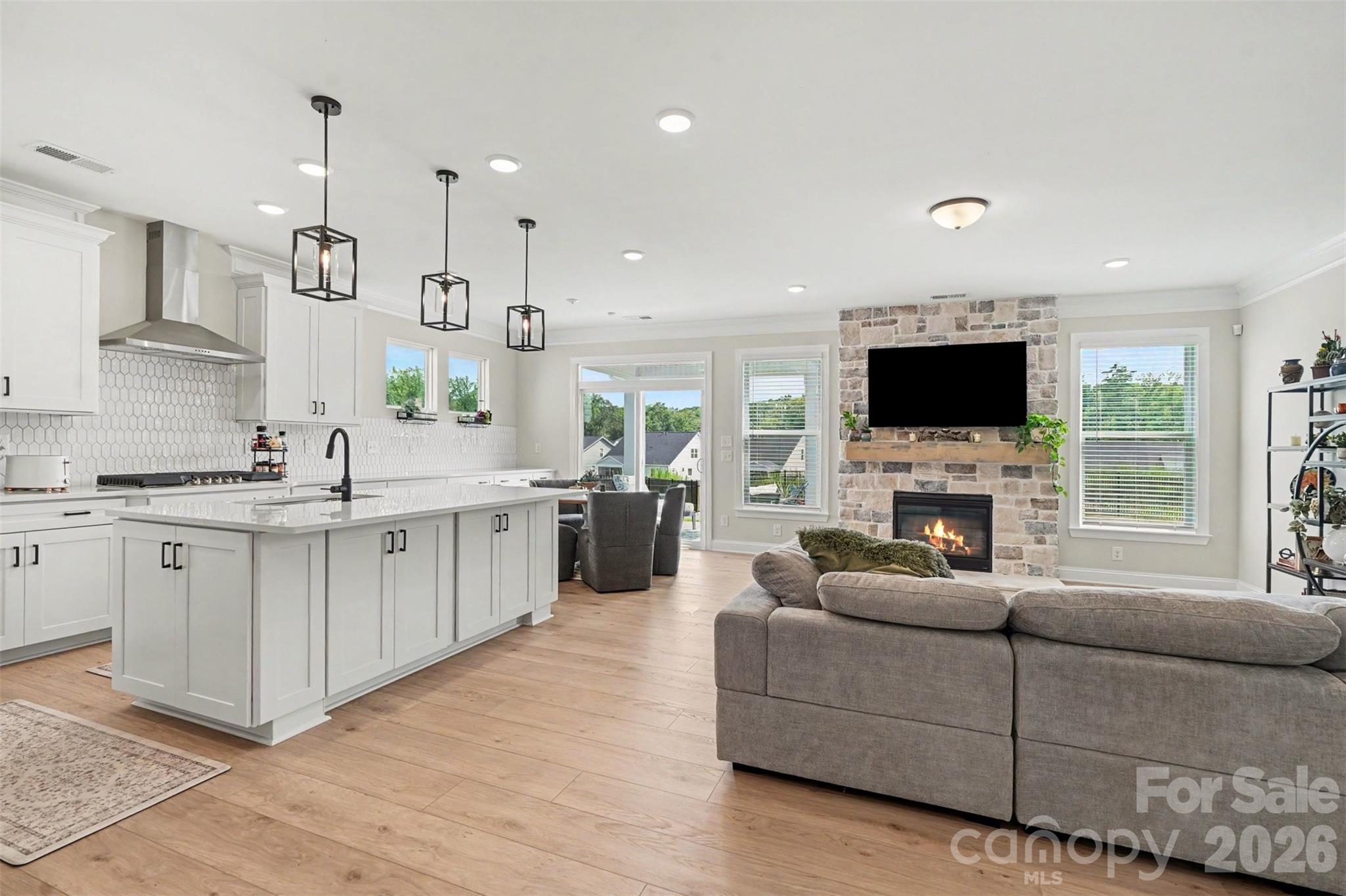 3013 Bent Willow Drive
