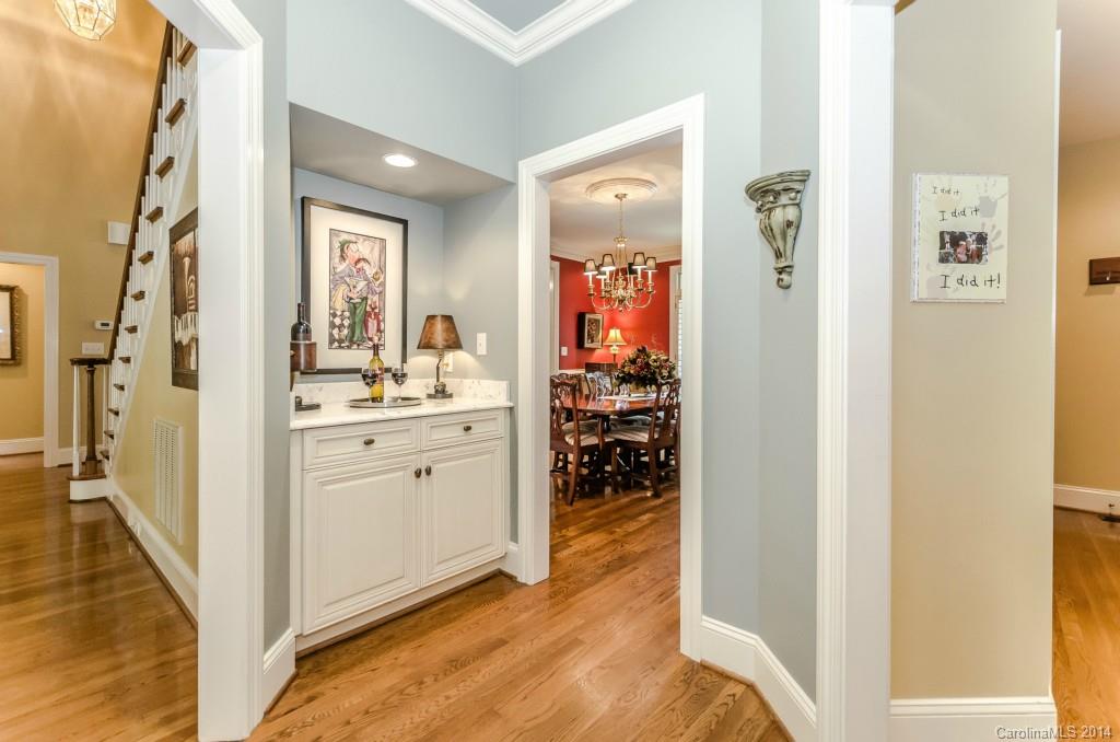 The Peninsula - Residential