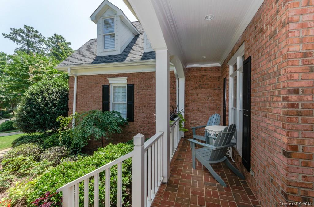 The Peninsula - Residential