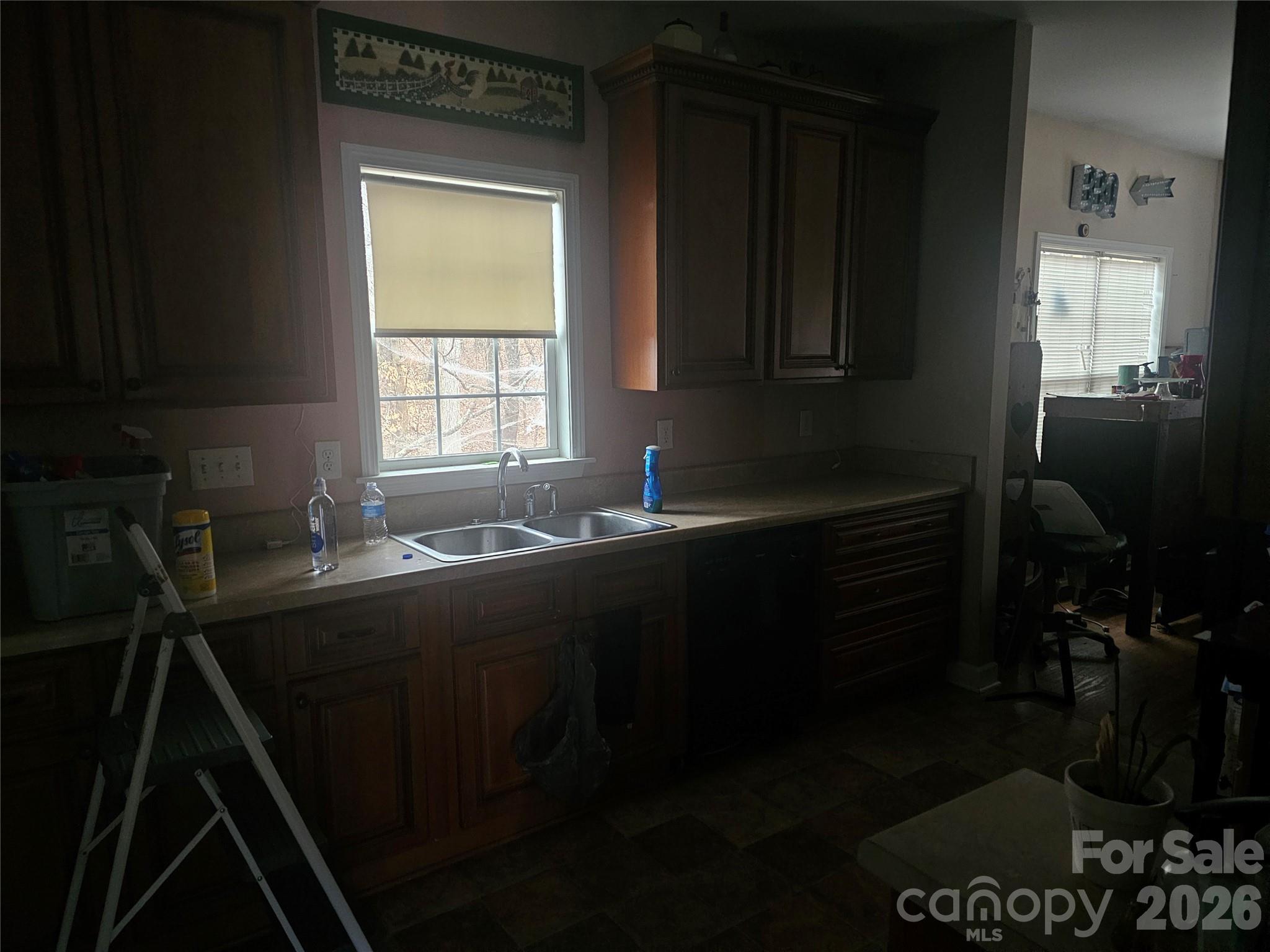 2548 Strawberry Lane