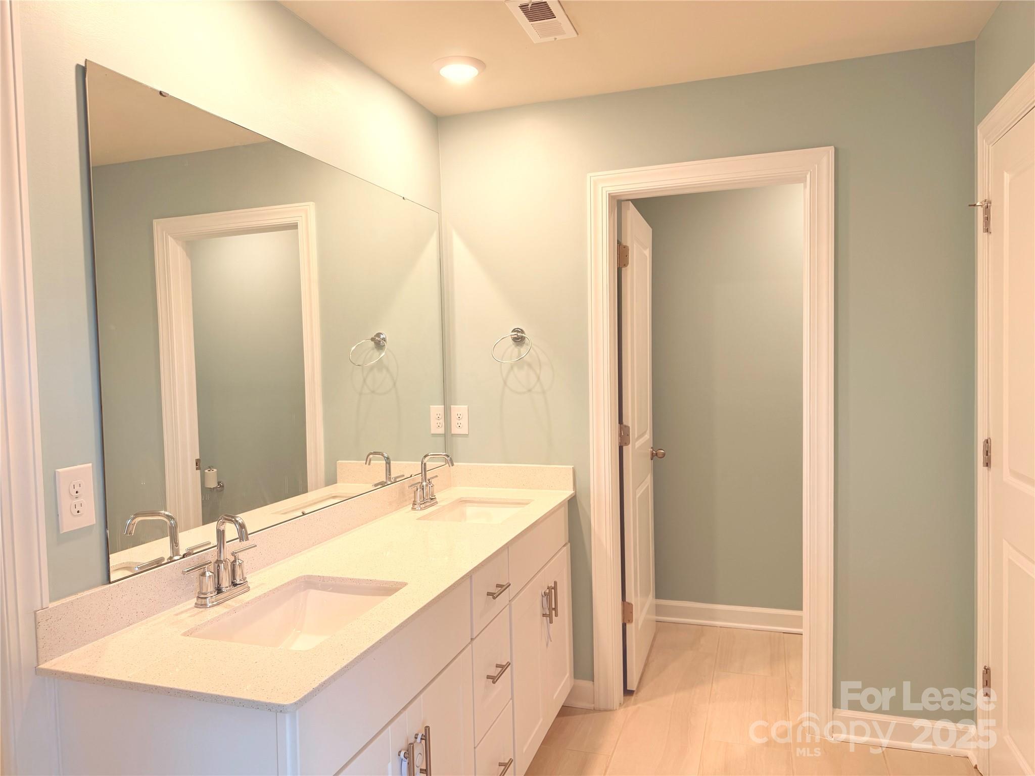 Kellswater Bridge - Residential Lease