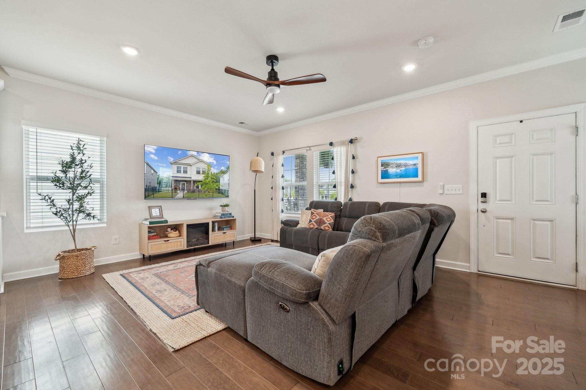 500 Cedar Knoll Circle