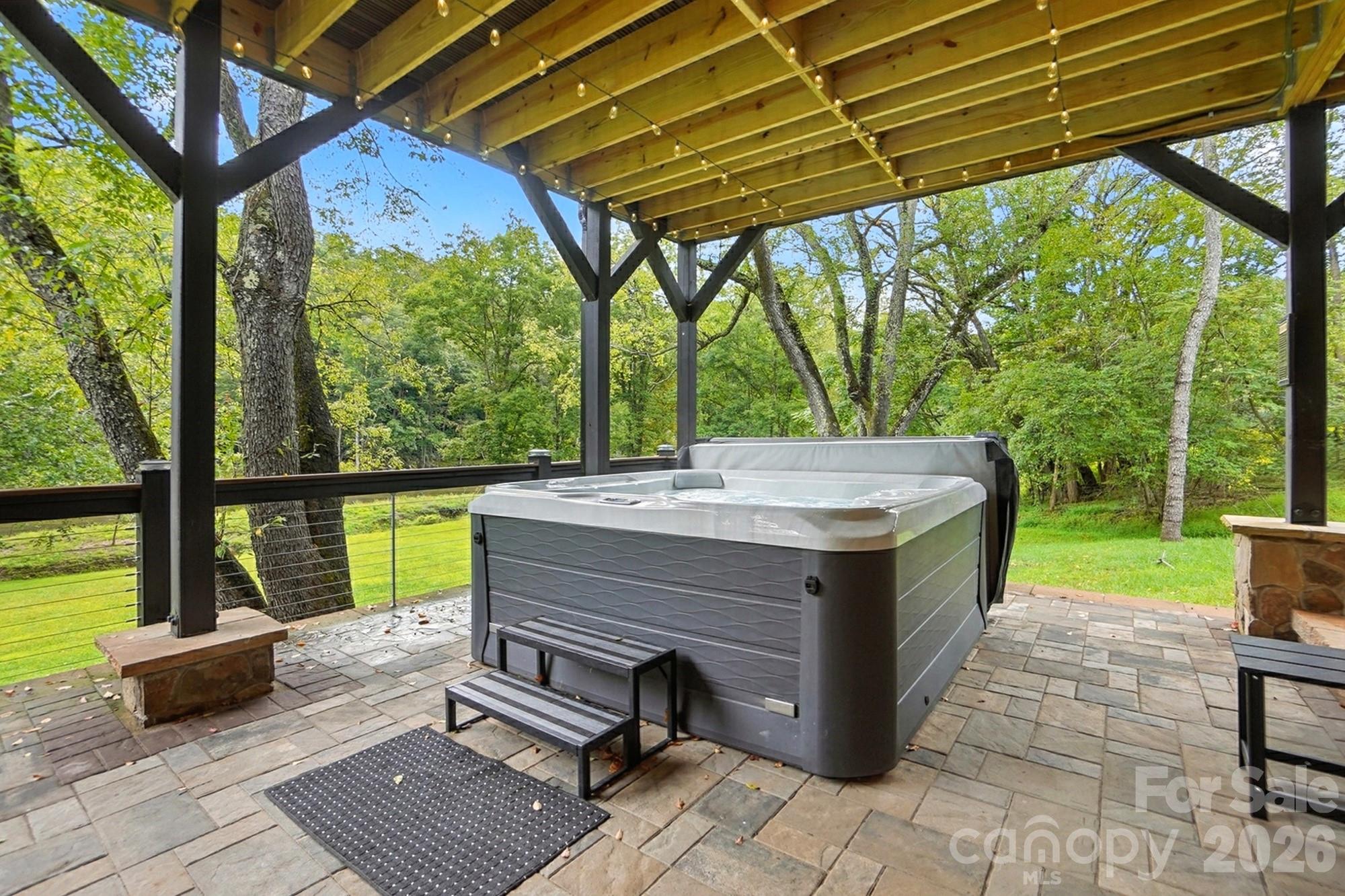 Riverside Estates - Residential