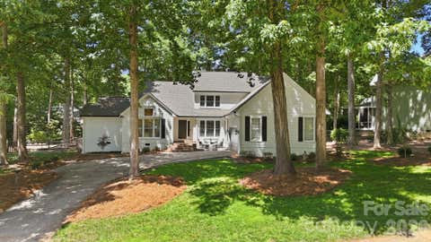 Photo of 8916 Oxfordshire Court, Huntersville, NC 28078 (MLS # 4383572)