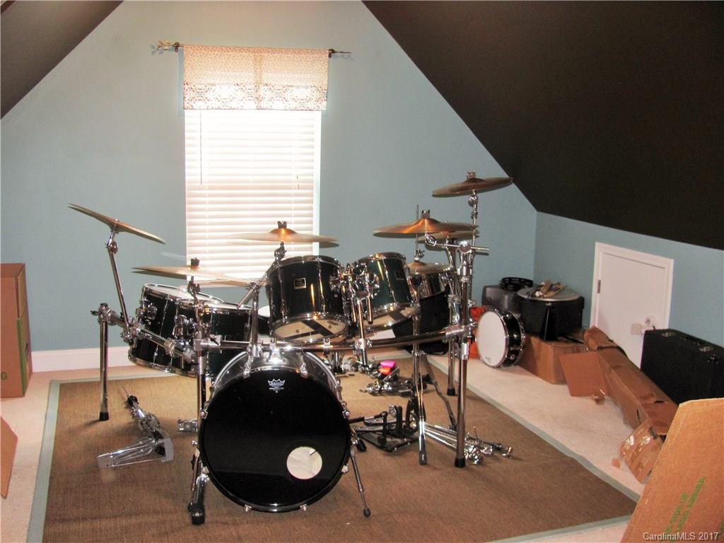 Henrys Orchard - Residential