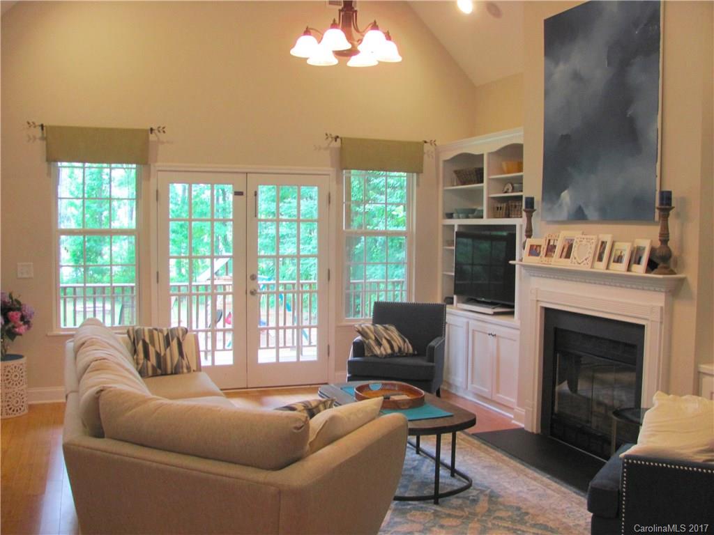 Henrys Orchard - Residential