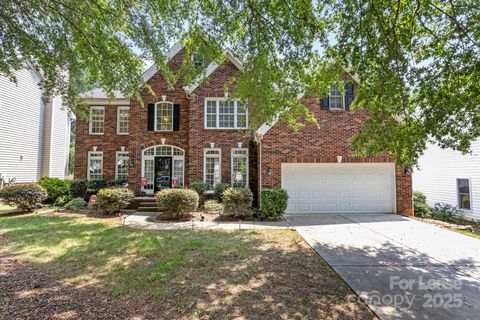 Photo of 12428 Willingdon Road, Huntersville, NC 28078 (MLS # 4329130)