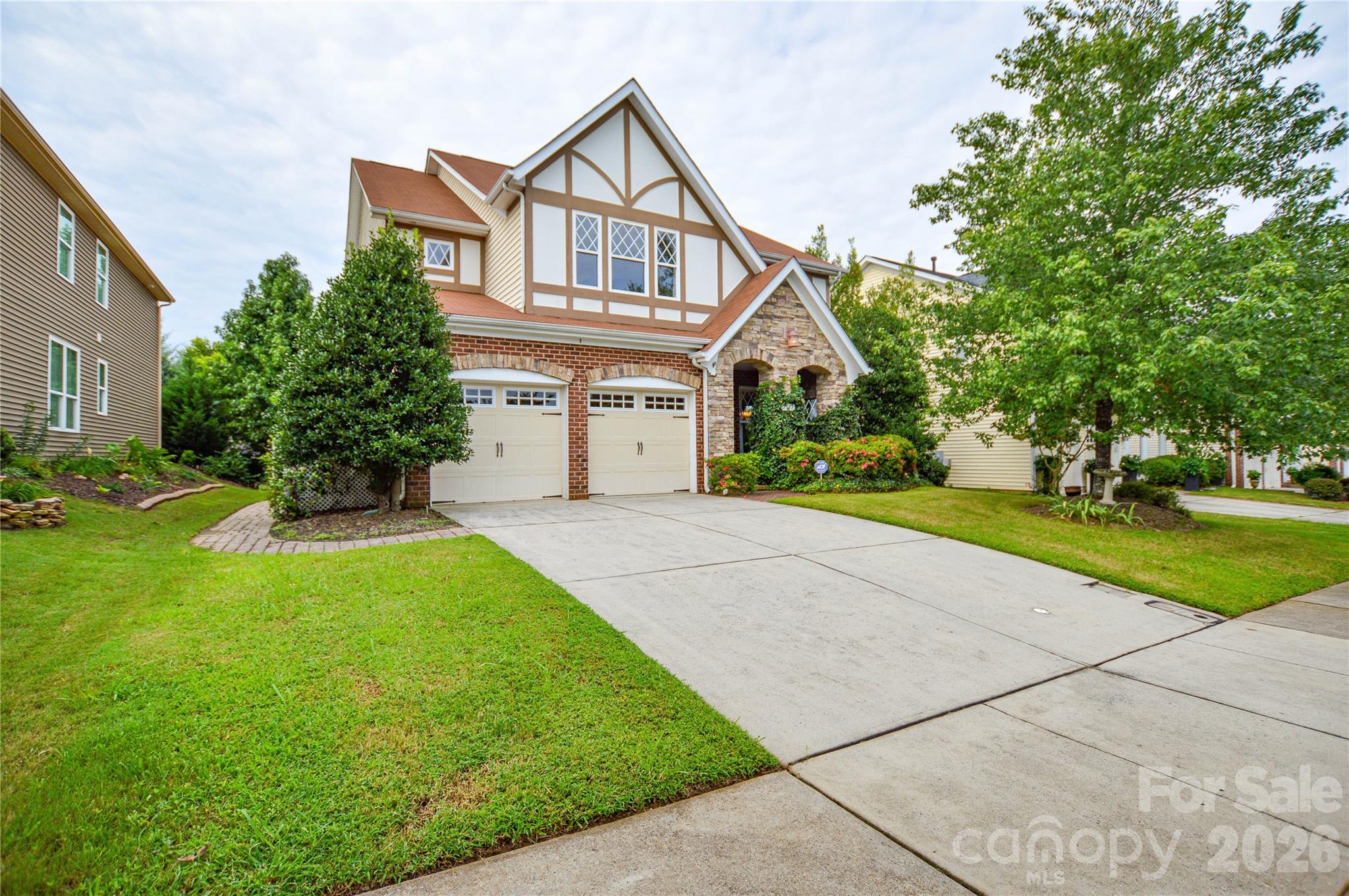 2542 Mountain Laurel Avenue NW