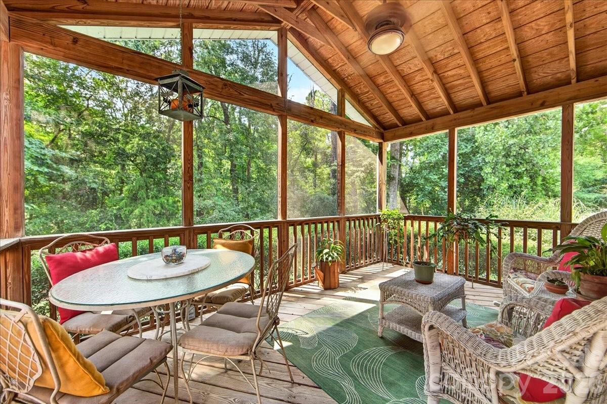 2703 Bremer Court