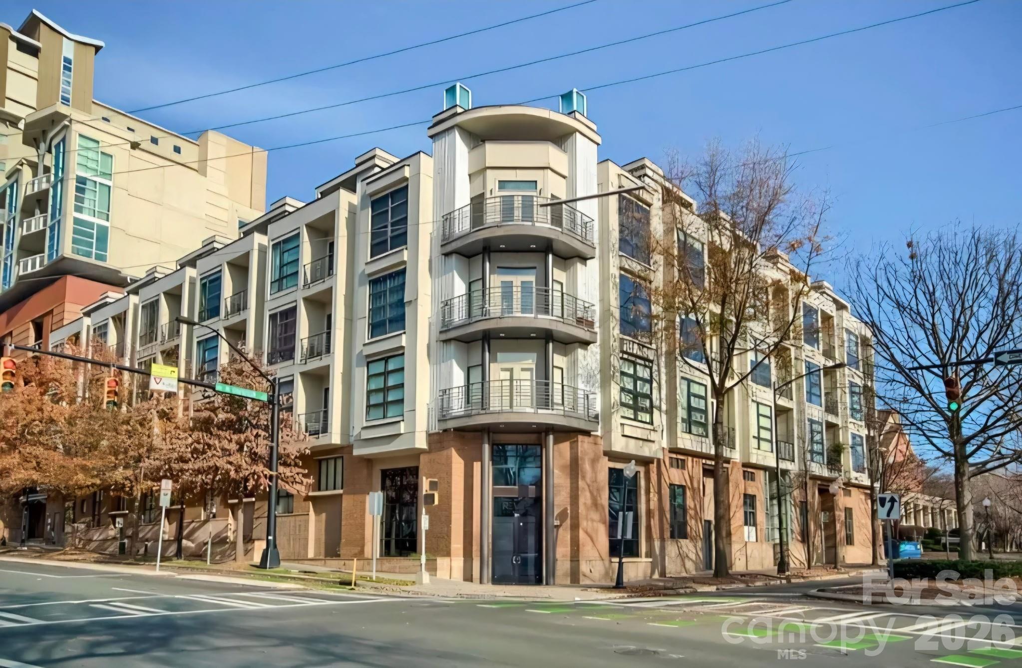 Court 6 - Residential