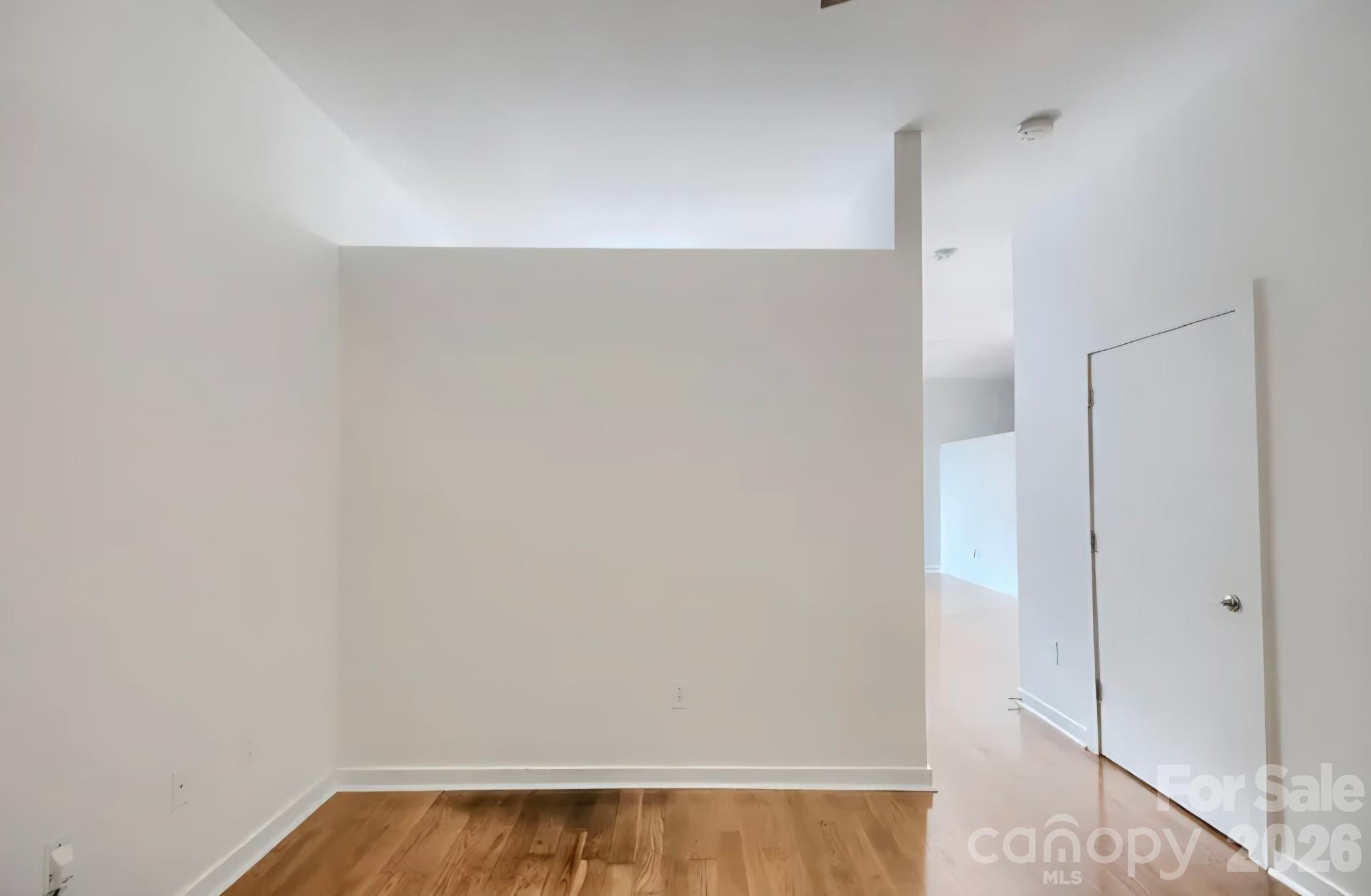 Court 6 - Residential