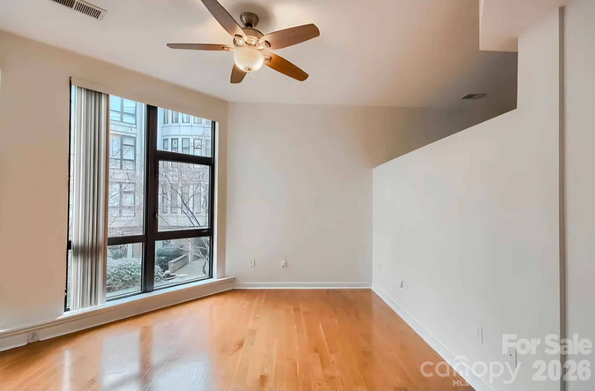 Court 6 - Residential