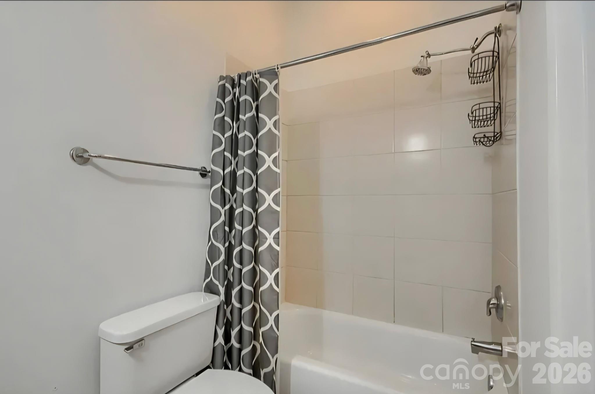 Court 6 - Residential