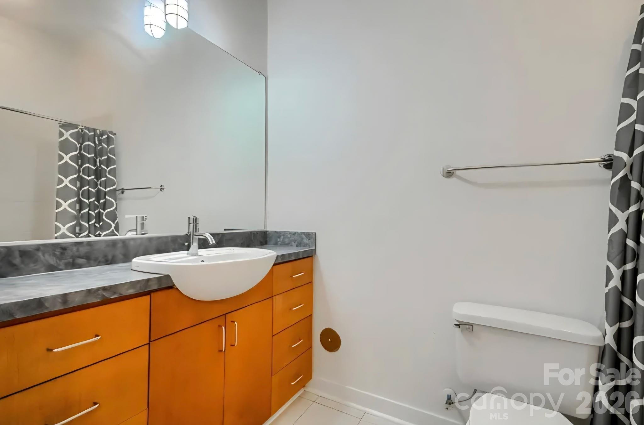 Court 6 - Residential