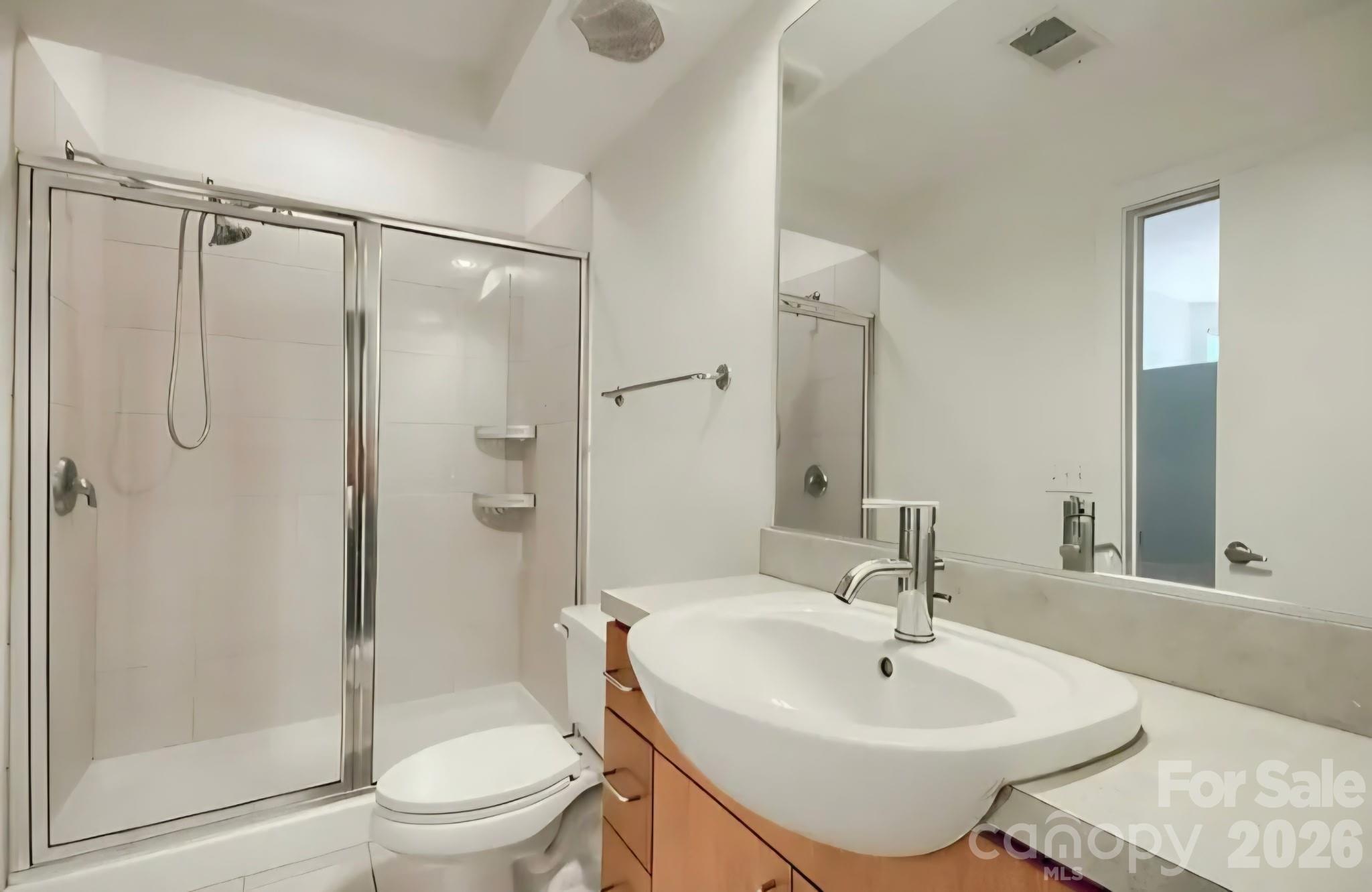 Court 6 - Residential