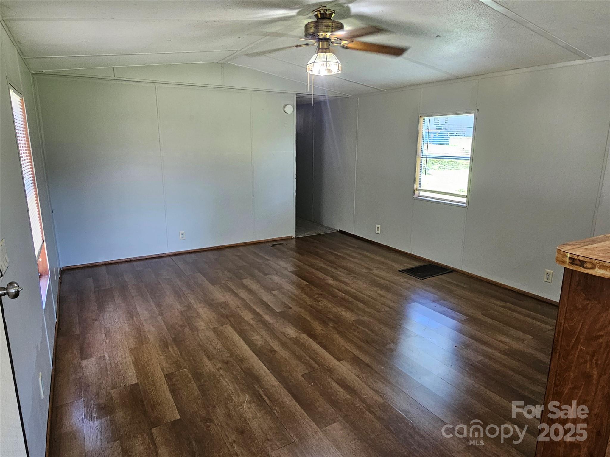 5929 Mourglea Avenue