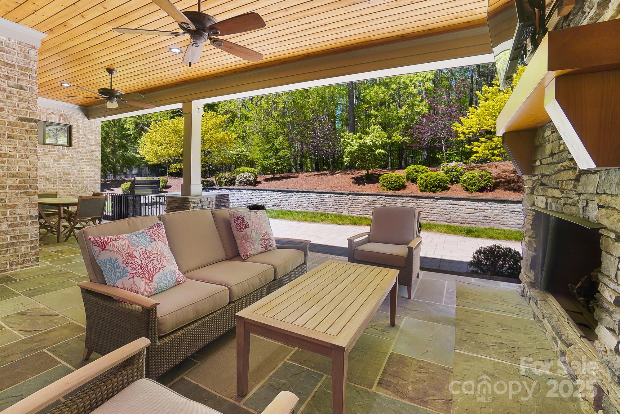 Arbor Oaks - Residential