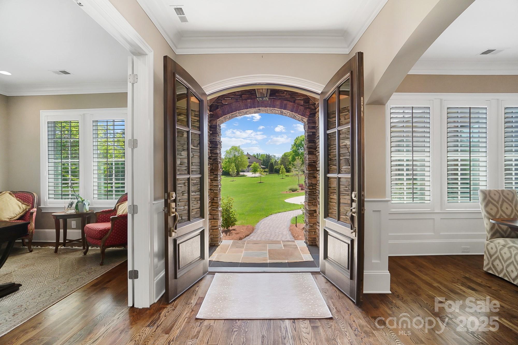 8670 Arbor Oaks Circle