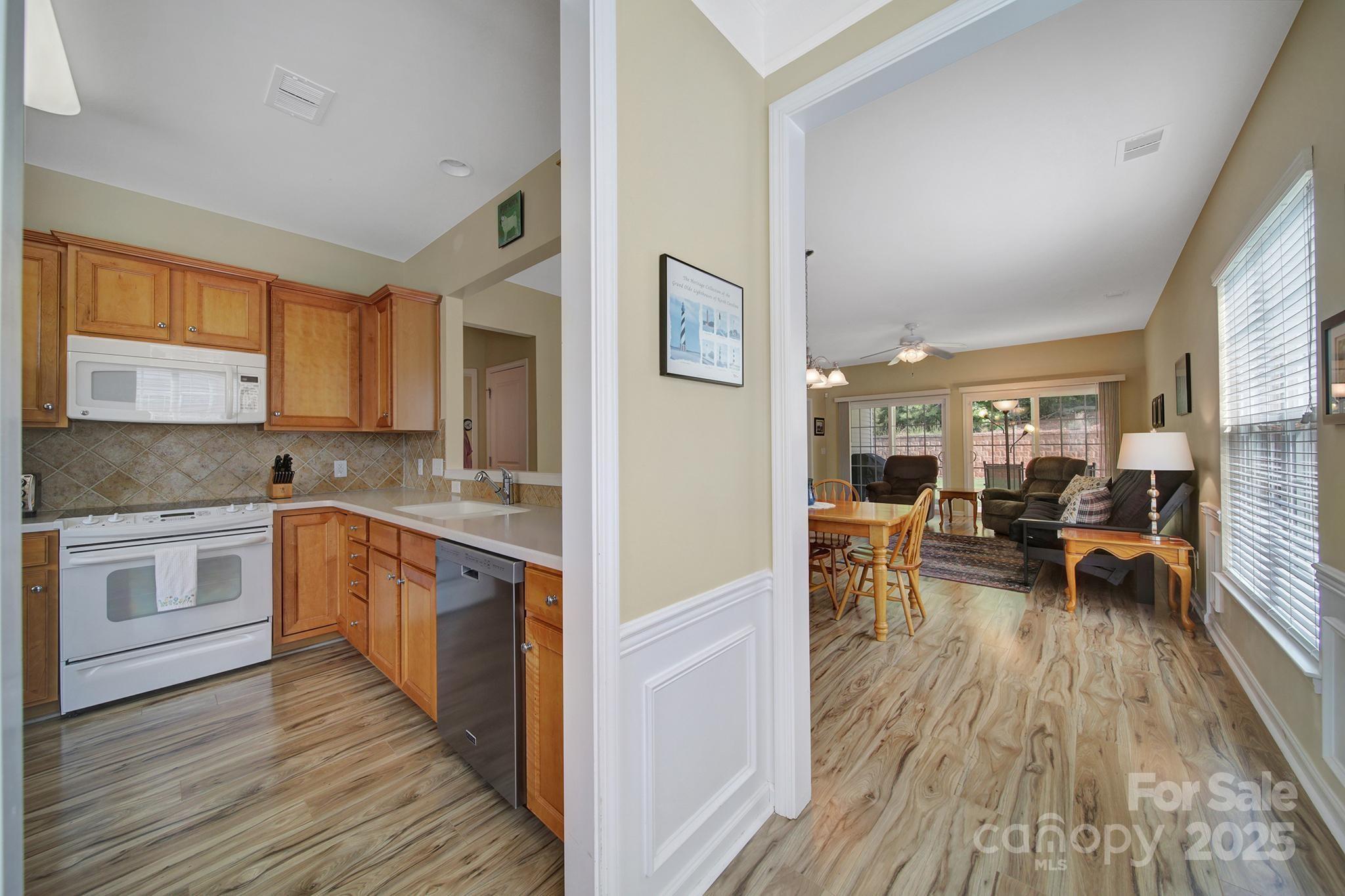 21214 W Tern Court