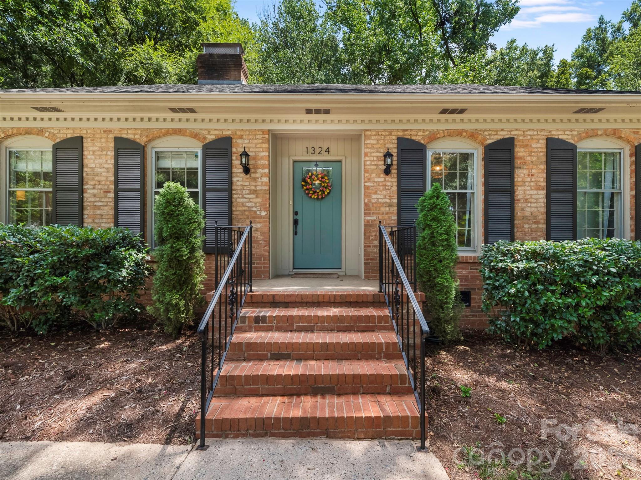 1324 Redcoat Drive