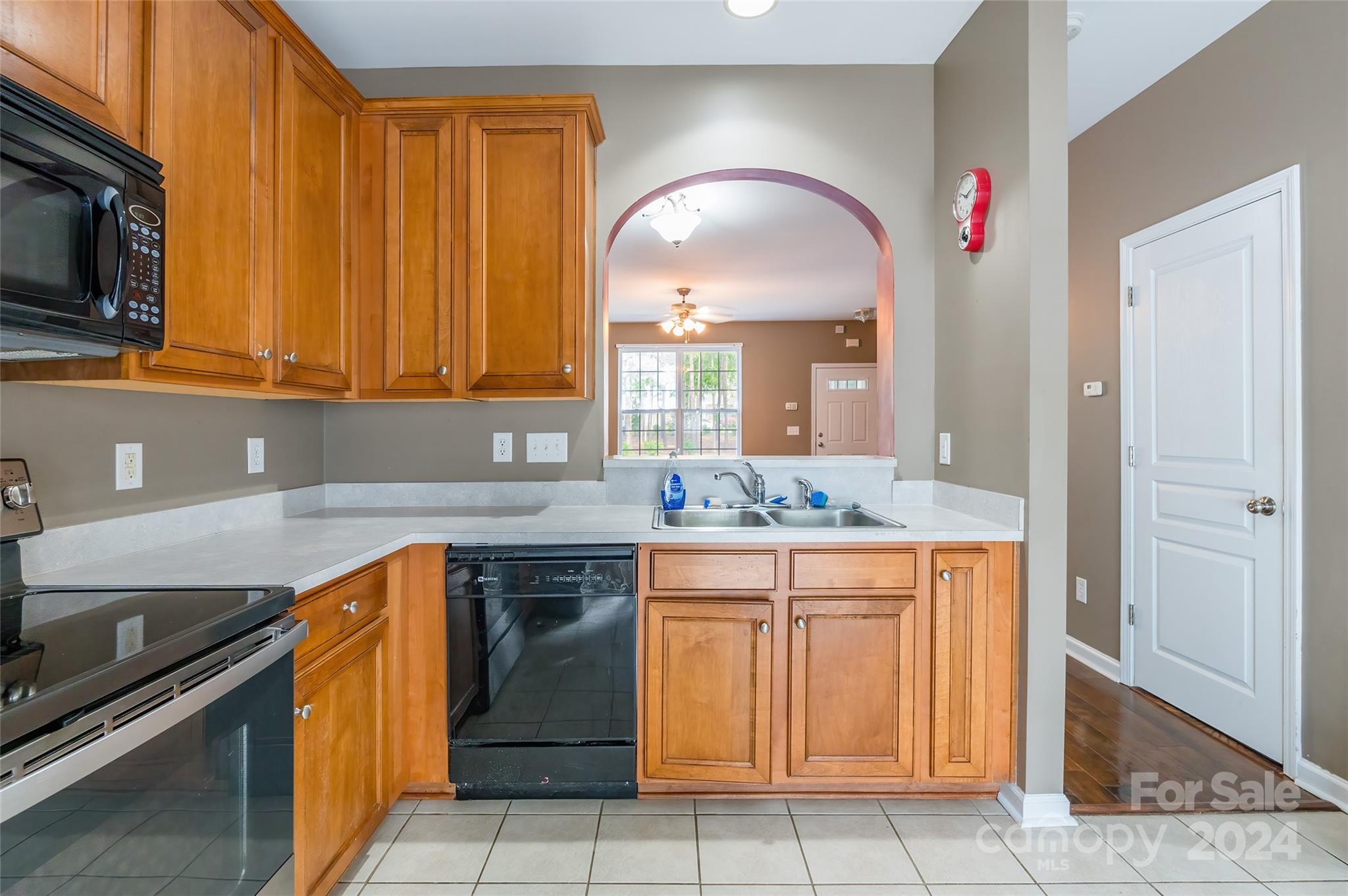 Ridge Pointe - Residential