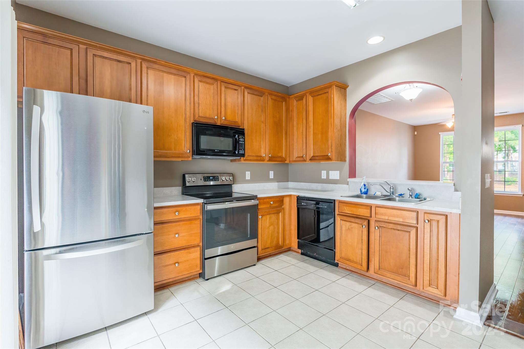 Ridge Pointe - Residential