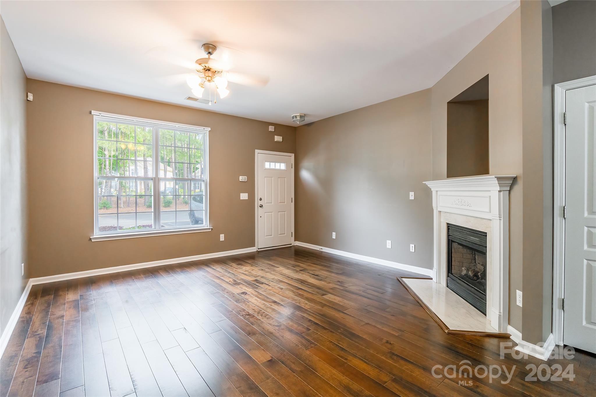 Ridge Pointe - Residential