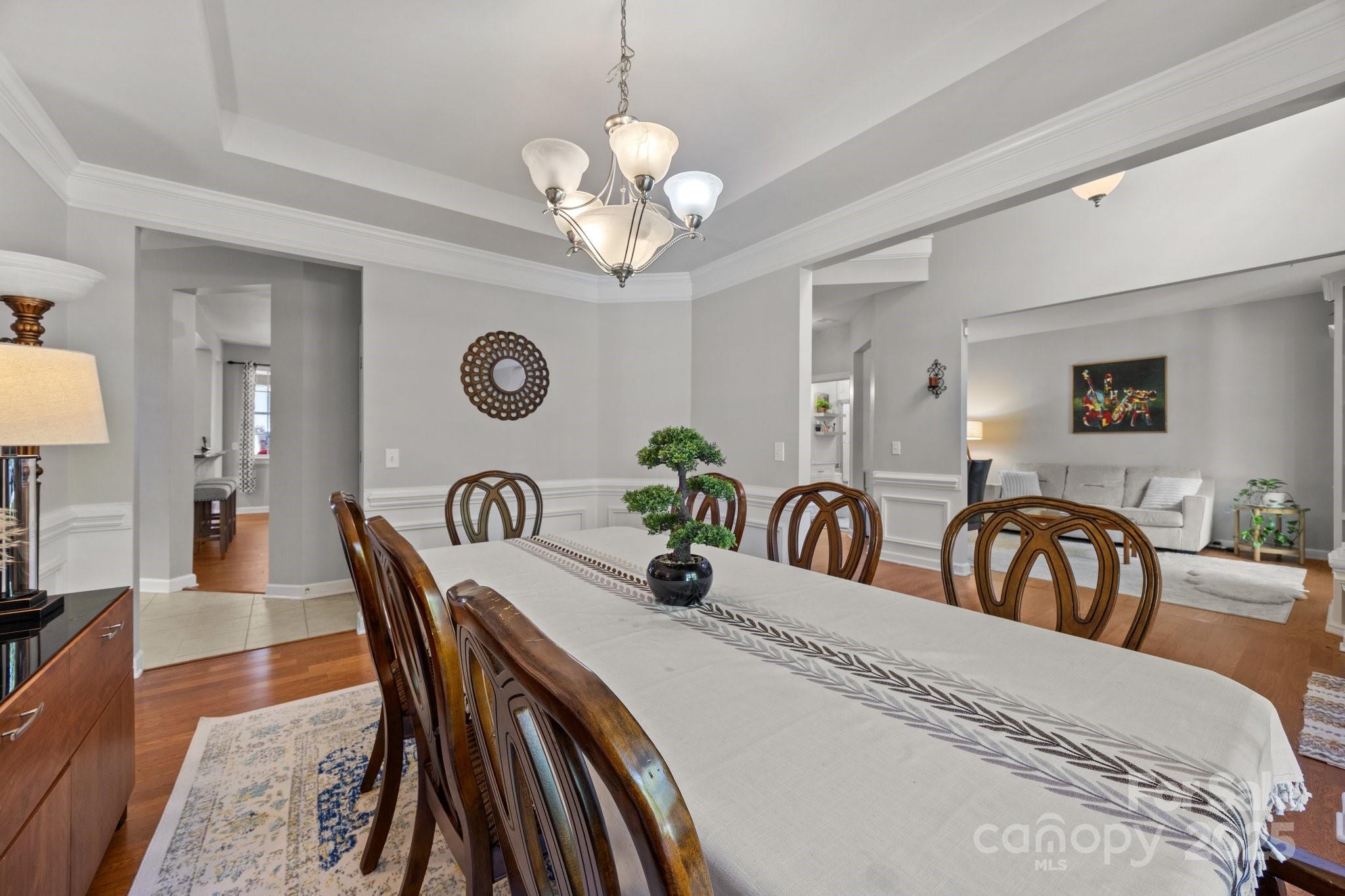11023 King George Lane