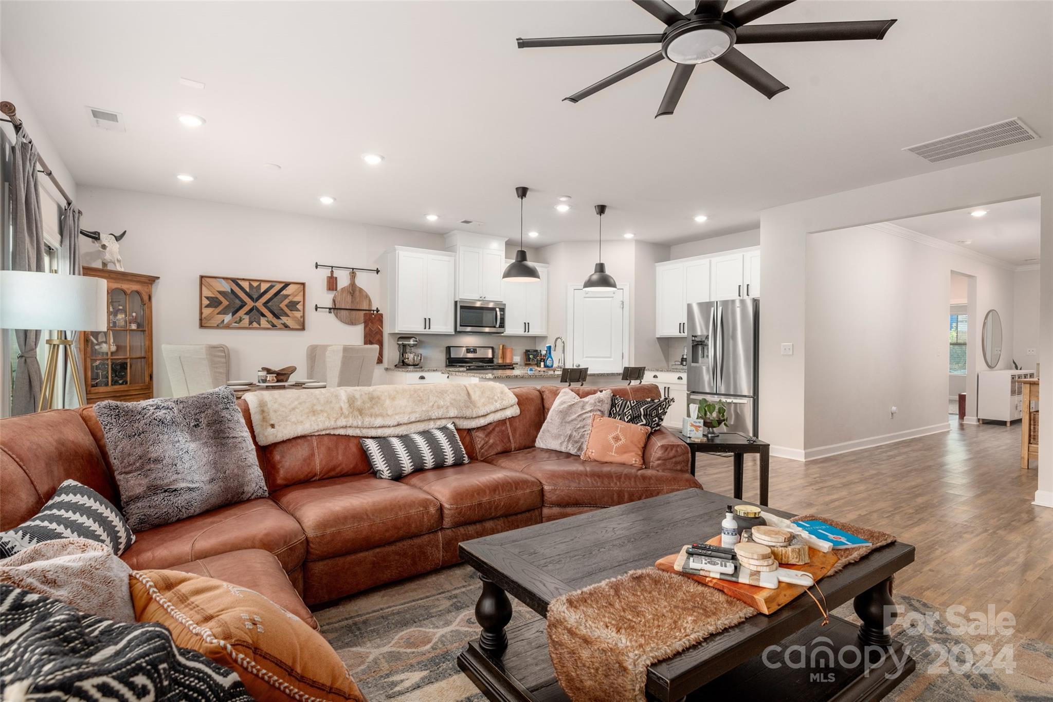 Larkhaven Hills - Residential