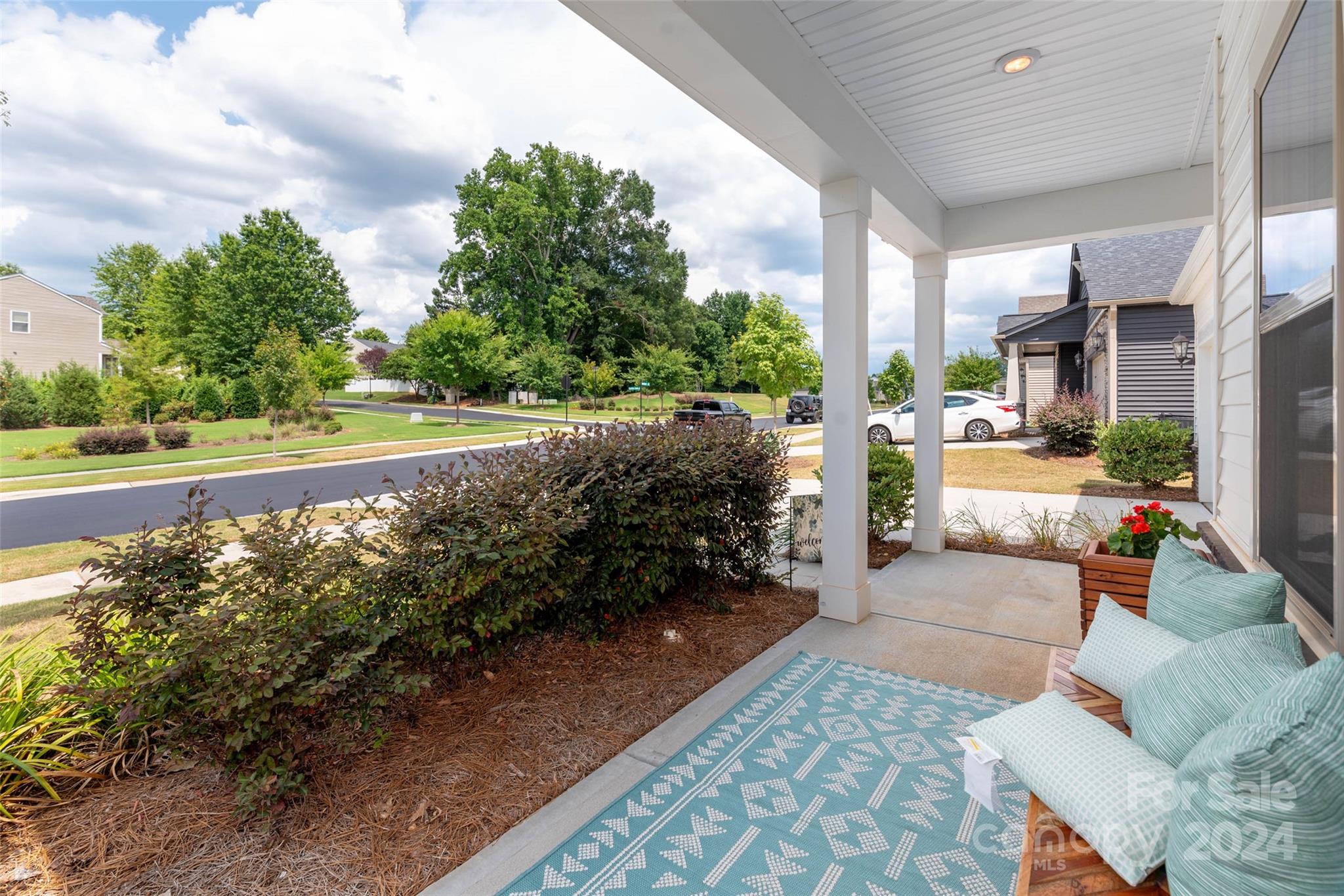 Larkhaven Hills - Residential