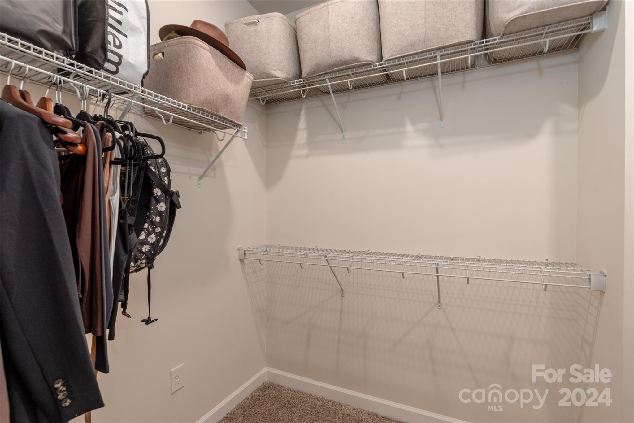 Larkhaven Hills - Residential