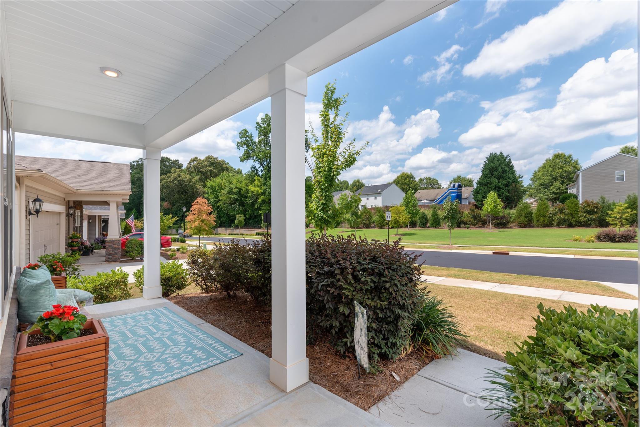 Larkhaven Hills - Residential