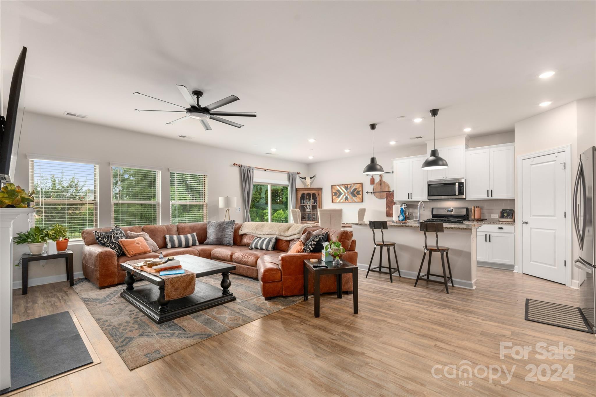 Larkhaven Hills - Residential