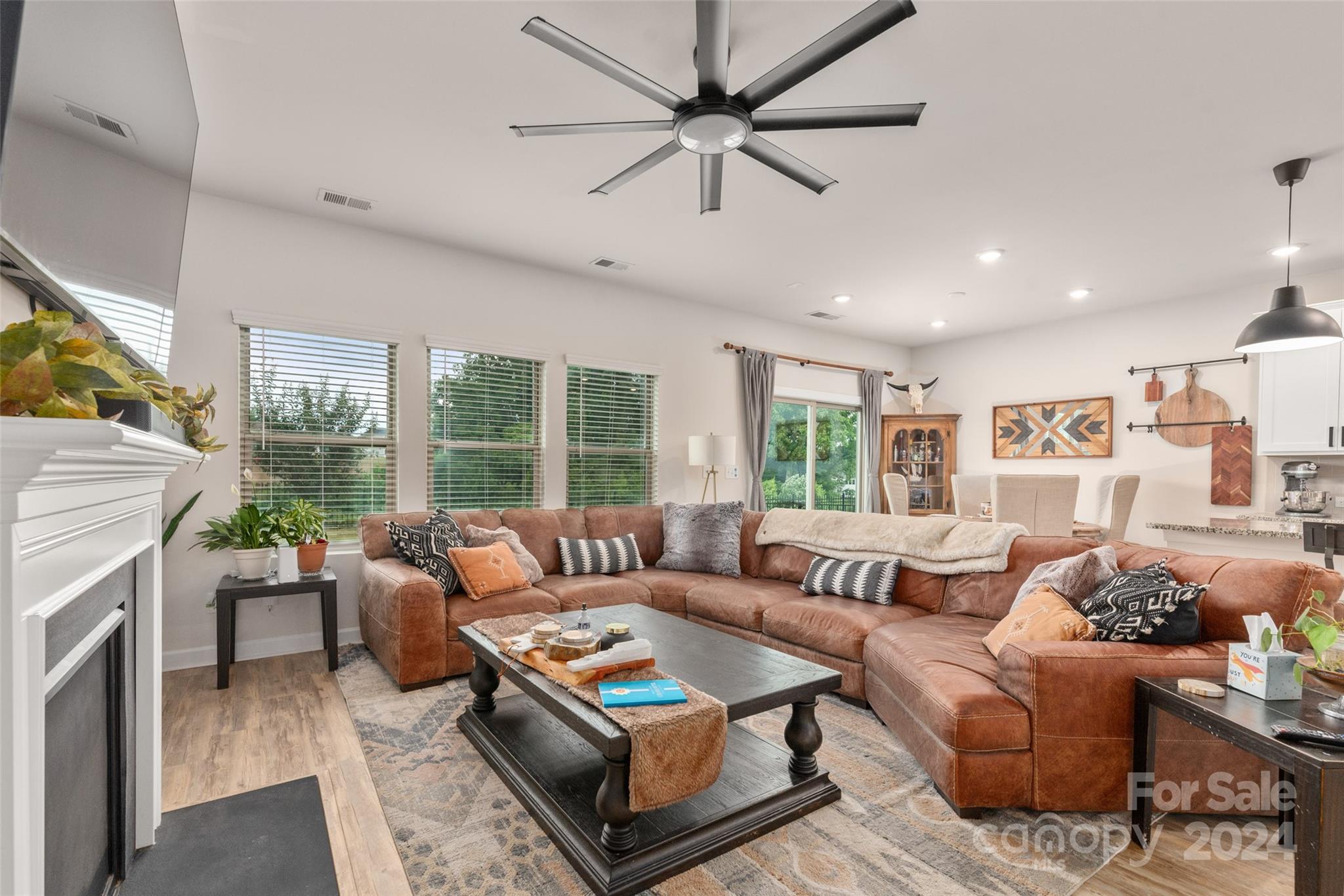 Larkhaven Hills - Residential