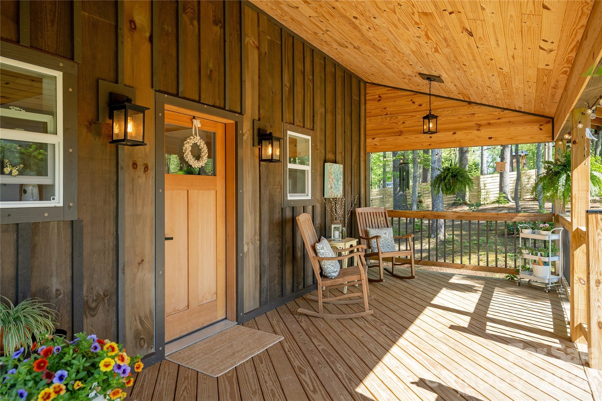 18 N Bear View Drive