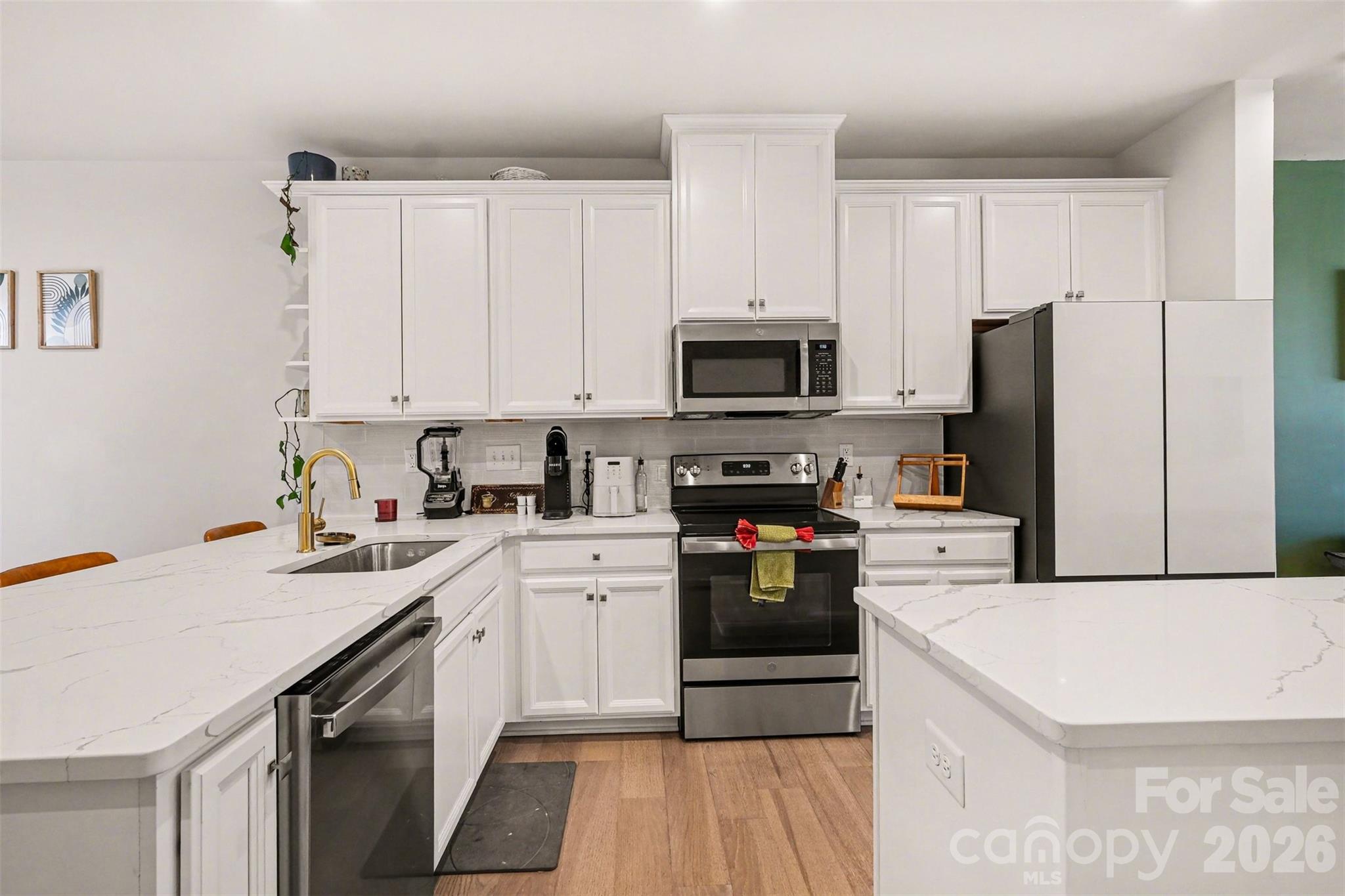 Southrail Station - Residential