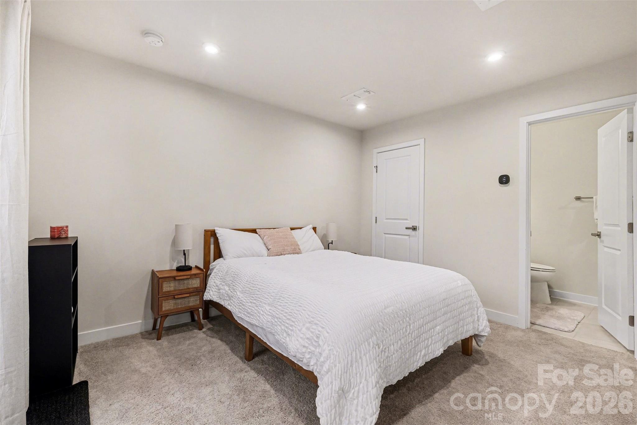 Southrail Station - Residential