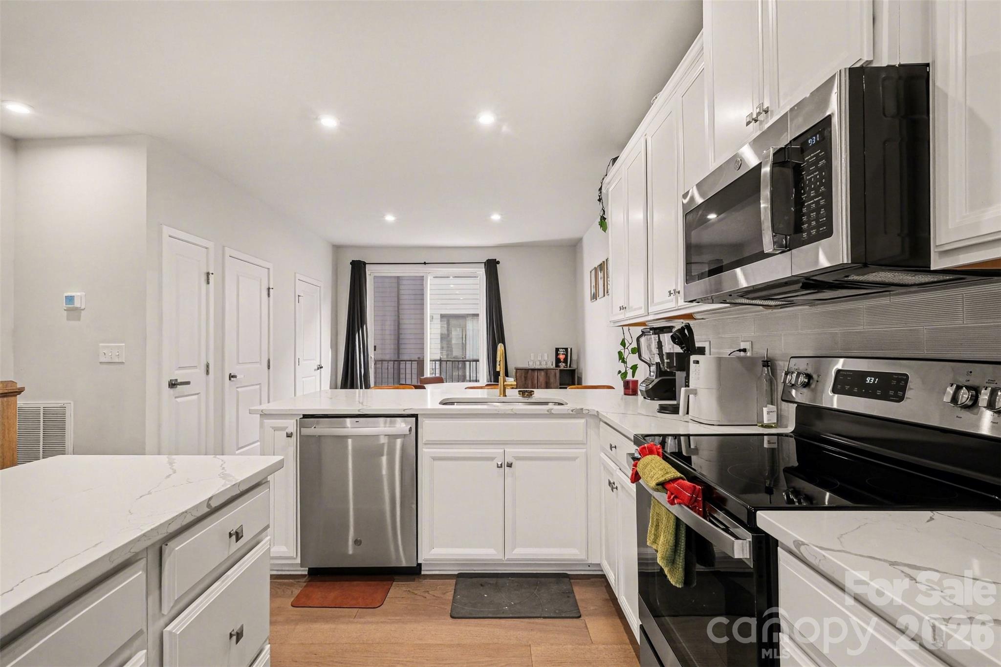 Southrail Station - Residential